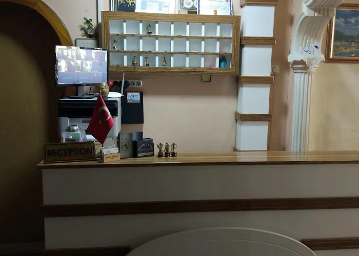 فندق Petek Konya 2*